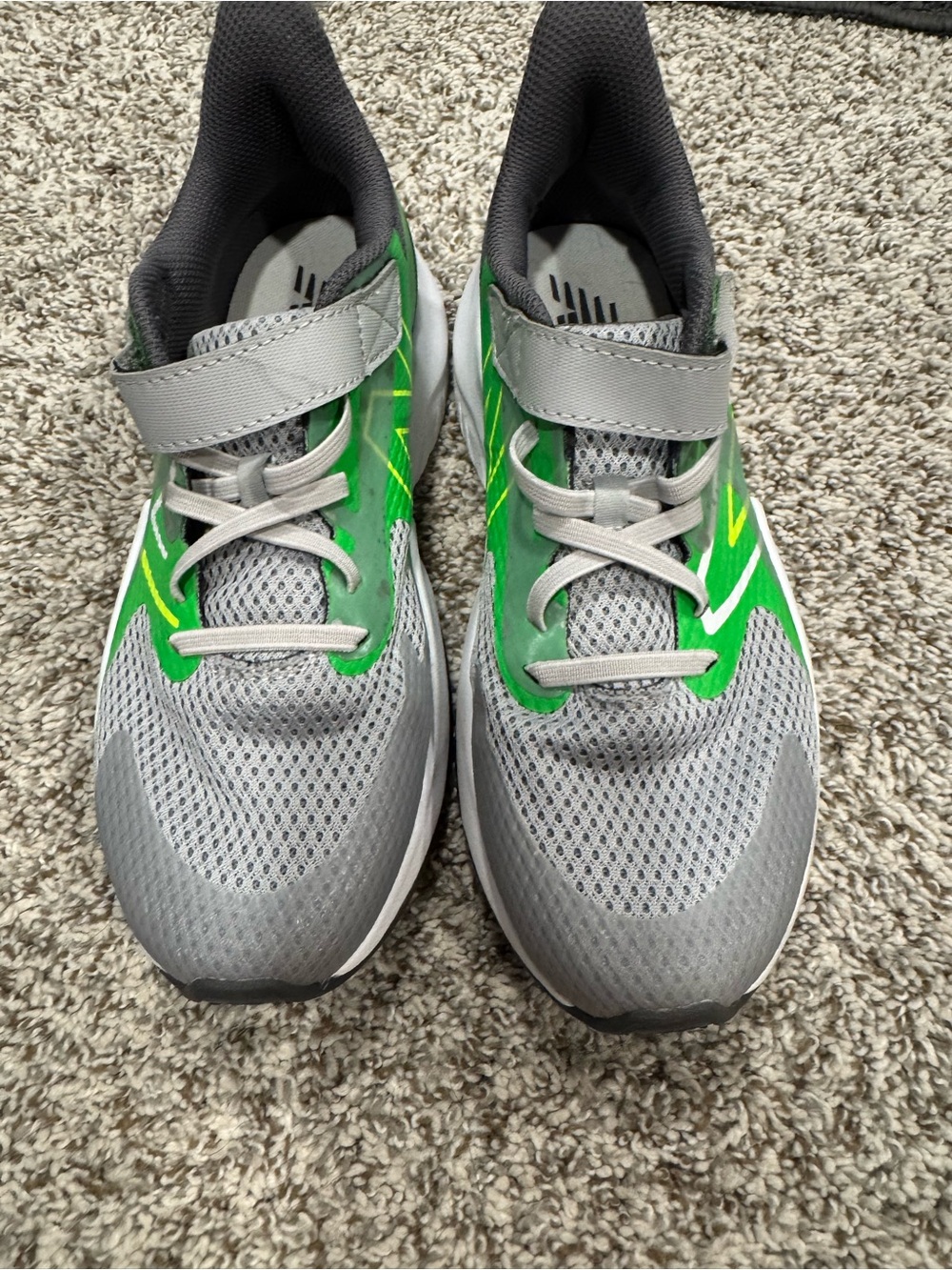 Kids Lightweight Mesh New Balance Running Shoes - Gray & Green